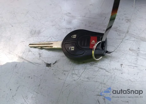 2015 Nissan Rogue Select S z USA, uszkodzony, nr VIN JN8AS5MT2FW157006